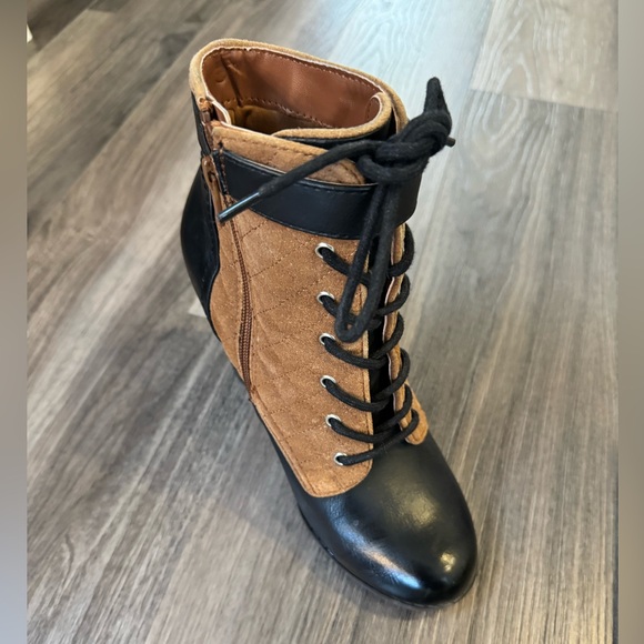 Call it Spring Boots size 8 - Picture 8 of 13